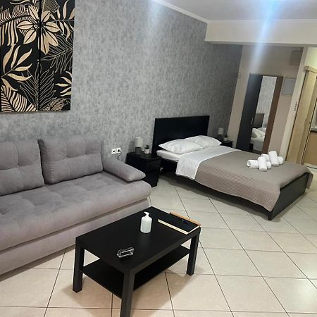 Avr Airport Deluxe Suites 4 Markopoulo Mesogaias Luaran gambar